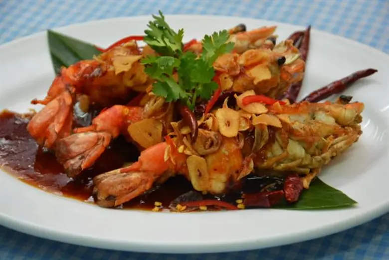 3 เมนูที่จัดว่าเด็ดของห้องอาหารเรือนต้น ค...