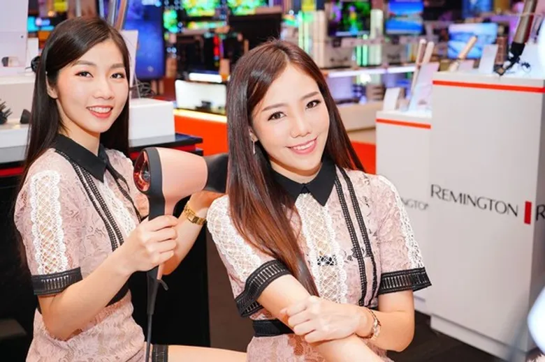 “โนเบิล คอสเพอร์” รุกตลาดดูแลเส้นผม เปิดตัวนวัตกรรมใหม่ “Remington Air3D” ตอบโจทย์ความทุกต้องการเรื่องเส้นผม มั่นดันยอดขายโต 20%