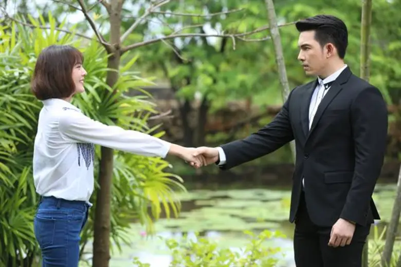 ทีวีไกด์: เรื่องย่อละคร “เงา” ตอน 9 - 10 ออกอากาศวันจันทร์ที่ 3 - วันอังคารที่ 4 ธันวาคม 2561