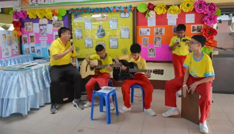 ร.ร.สาธิตฯ มรภ.สงขลา โชว์ผลงานวิชาการ ถ่ายทอดศาสตร์พระราชา 9 แขนง