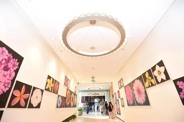ทำความรู้จัก 5 ศิลปินผู้อยู่เบื้องหลังงานอาร์ตครั้งยิ่งใหญ่ “the wOrld’s iconic masterpiece of art centralwOrld”