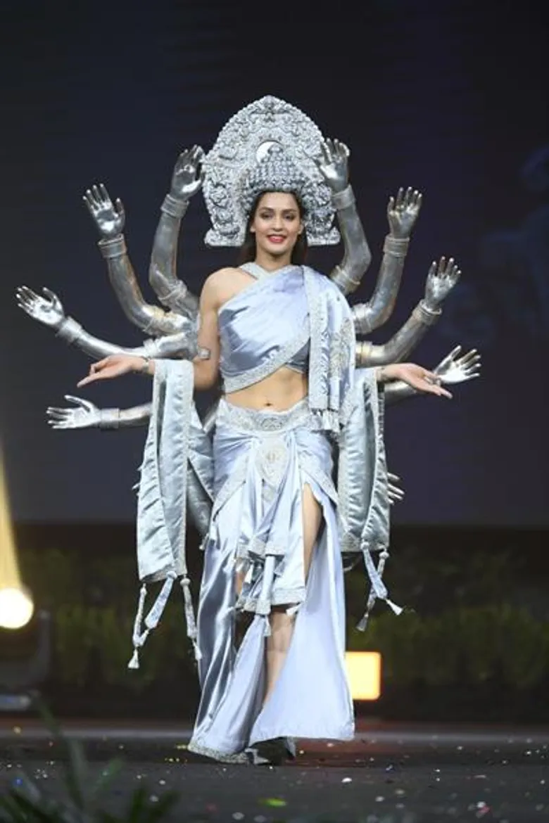 มิสยูนิเวิร์ส 2018 ประชันรอบชุดประจำชาติ นำเสนอวัฒนธรรม สีสันความสวยงามบนรันเวย์