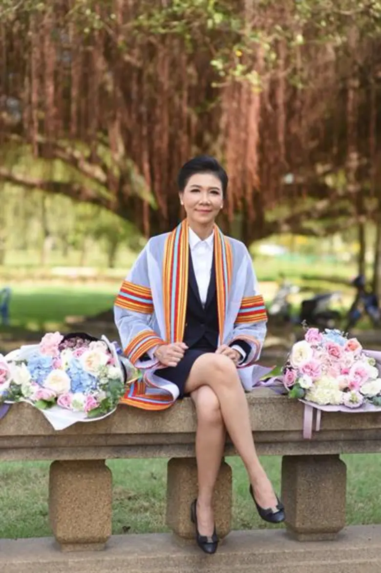 ขอแสดงความยินกับ อาซ้อ "โศภชา ดำรงปิยวุฒิ...