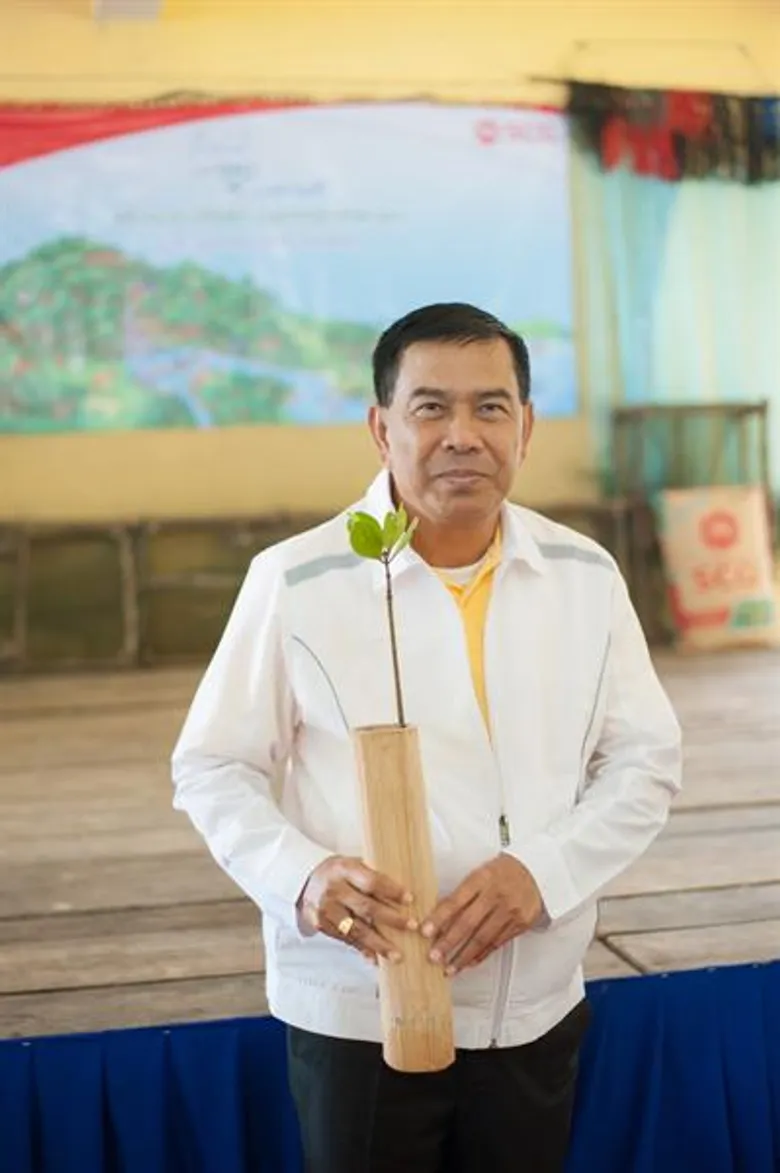 เอสซีจี เดินหน้าจับมือชุมชนและเครือข่าย ต่อยอดโครงการ “รักษ์น้ำ จากภูผา สู่มหานที” ในกิจกรรม “สร้างบ้านให้ปลา ปลูกหญ้าให้พะยูน” จังหวัดตรัง ด้วยนวัตกรรมปูนเอสซีจี ทนน้ำทะเล ดูแลระบบนิเวศชายฝั่ง พร้อมส่งเสริมประมงพื้นบ้านให้เติบโตยั่งยืน