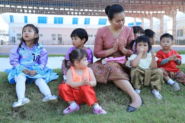 'ครูเอิร์น’ พาเด็กๆ เรียนรู้การละเล่นของไทย จัดกิจกรรม 'หน่วยหนูเป็นเด็กไทย’