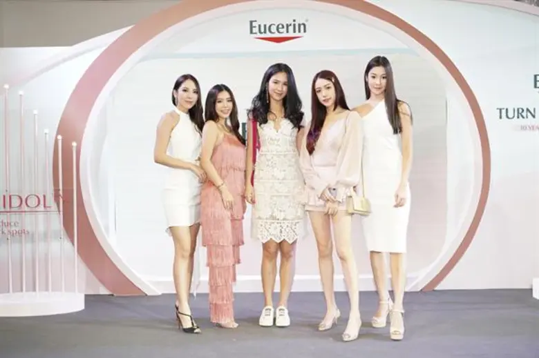 ขึ้นชื่อเรื่องความสวย ผิวขาวใสสุขภาพดี ออ...