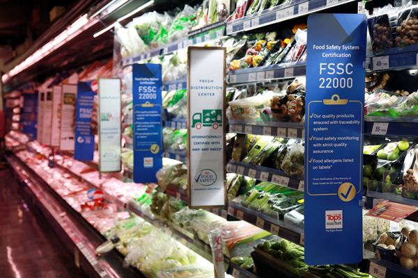 “เซ็นทรัล ฟู้ด ฮอลล์ และ ท็อปส์” ผ่านมาตรฐานระดับโลก FSSC 22000 รายแรกในเอเชียตะวันออกเฉียงใต้ สร้างมาตรฐานใหม่ด้านความปลอดภัยในอาหาร ให้ซูเปอร์มาร์เก็ตเมืองไทย