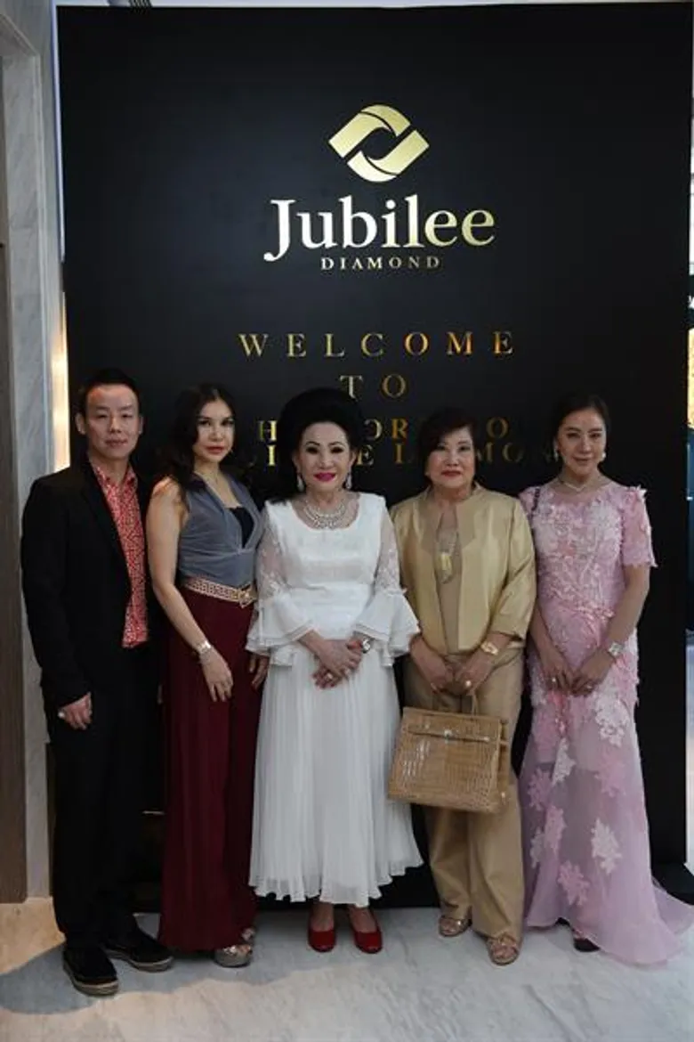 จัดใหญ่ จัดเต็ม อวดโฉมเพชรกะรัตน้ำงาม ระดับ 6 ดาว ครั้งแรกในประเทศไทย ในงาน “เดอะ เลเจนดารี ออฟ กะรัต”