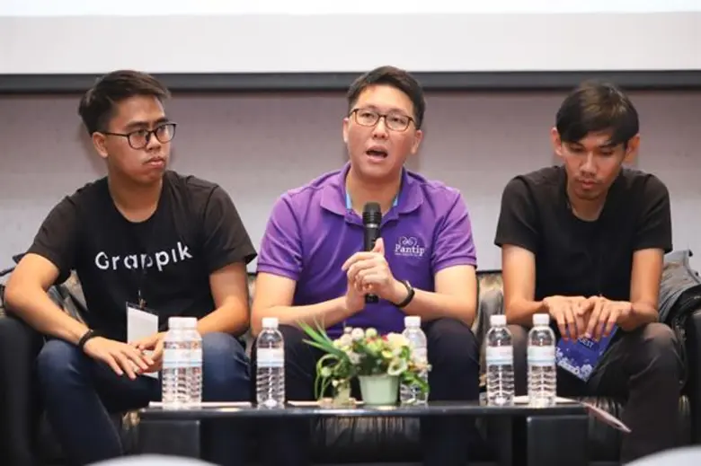 เปิดสุดยอดค่ายเจาะลึกวิชาชีพเว็บมาสเตอร์ “Young Webmaster Camp” ปีที่ 16 หนุนเยาวชนสร้างสรรค์นวัตกรรมเว็บในยุคแห่งความเปลี่ยนแปลง