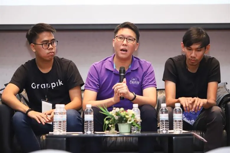 เปิดสุดยอดค่ายเจาะลึกวิชาชีพเว็บมาสเตอร์ “Young Webmaster Camp” ปีที่ 16 หนุนเยาวชนสร้างสรรค์นวัตกรรมเว็บในยุคแห่งความเปลี่ยนแปลง