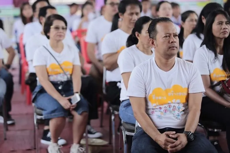 พพ.เดินสายจัดกิจกรรม CSR มอบอุปกรณ์การศึกษาโรงเรียนบ้านปรางคล้า