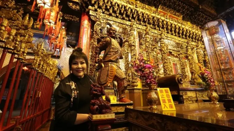 "อิ๋งอิ๋ง" พาเที่ยวไต้หวันไหว้พระขอพรรับป...