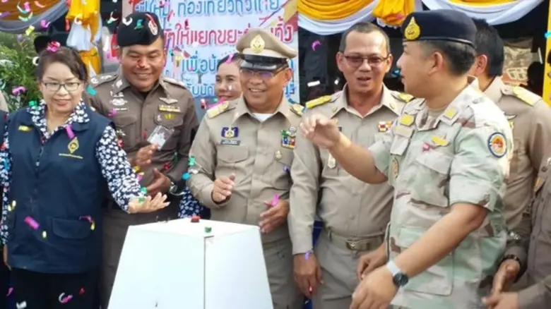 ปัตตานี รณรงค์ลดอุบัติเหตุถนนในเทศกาลปีให...