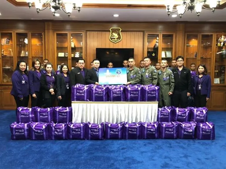 ธนาคารไทยพาณิชย์ร่วมกับภาคีเครือข่ายส่งมอบถุงยังชีพ พร้อมเชิญชวนบริจาคช่วยเหลือผู้ประสบภัยพายุ “ปาบึก”