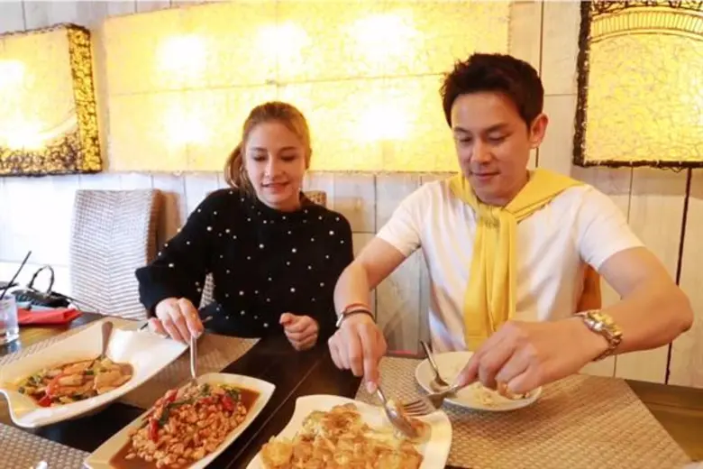 ทีวีไกด์: รายการ "หนีเที่ยวกัน" วันเดียวเที่ยว 2 ประเทศ “ฟลุค” ชี้ชะตา “นาตาลี”!