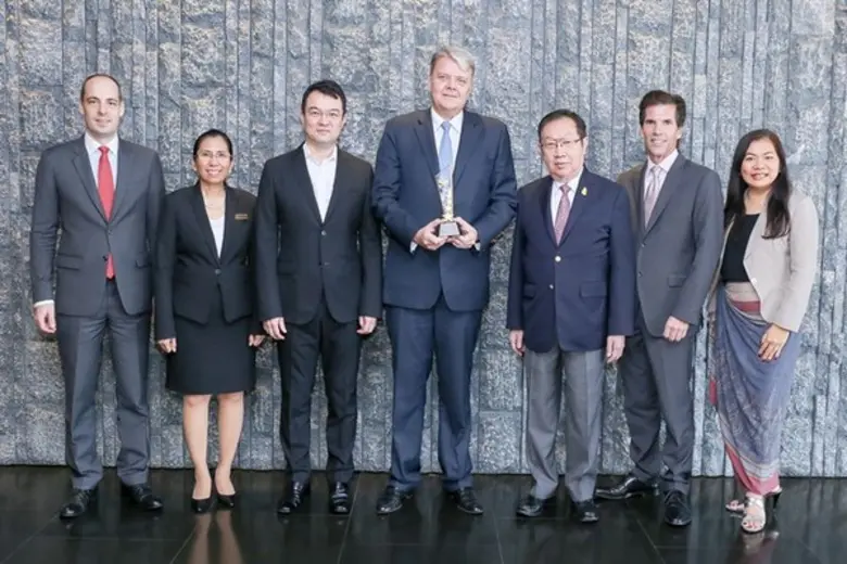 ภาพข่าว: สุทธิเกียรติ จิราธิวัฒน์ ร่วมยินดีคนเก่งที่ได้รับรางวัล Thailand Headlines Person Of The Year 2018	