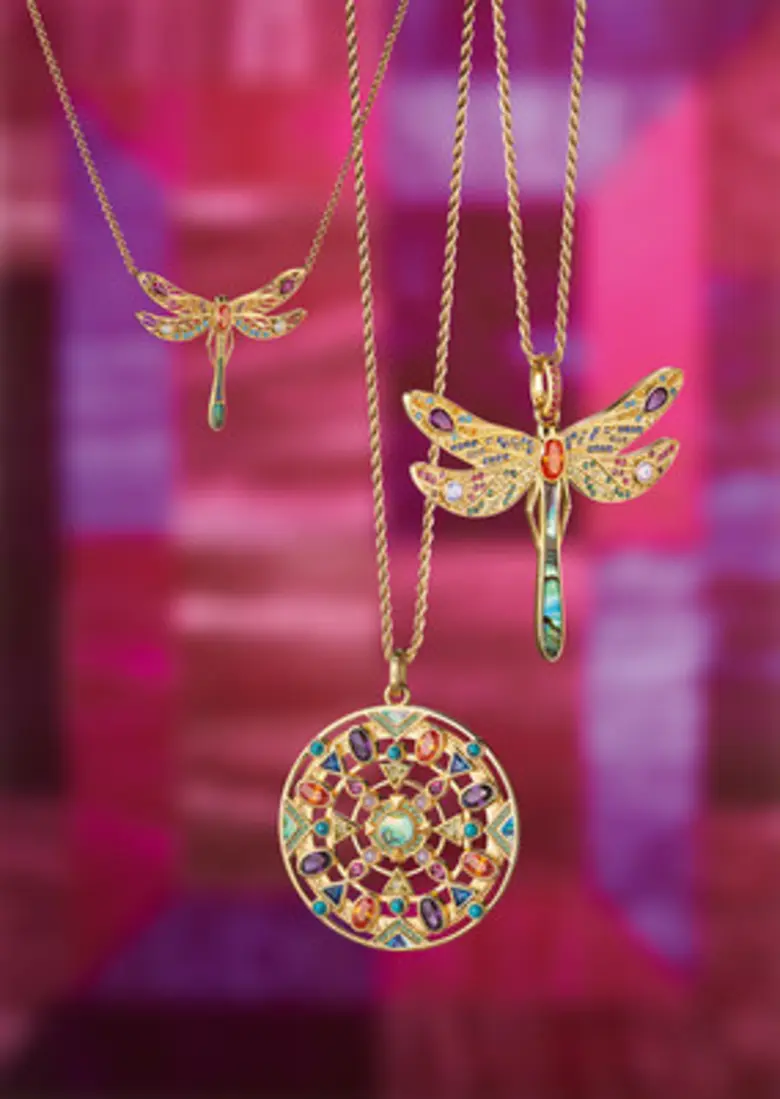 Paradisiacal colours and a modern mix of ...