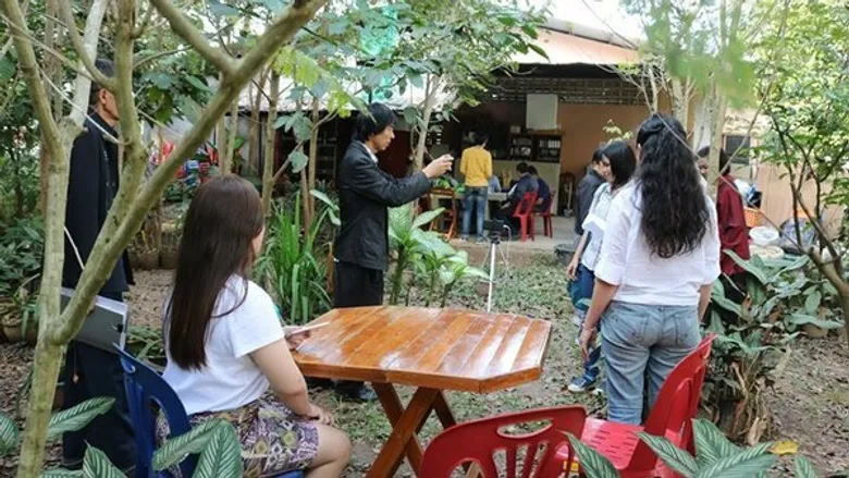 พัฒนาฝีมือพะเยาจับมือสมาพันธ์ SME สอนทำภาพยนตร์สั้นขายสินค้าออนไลน์