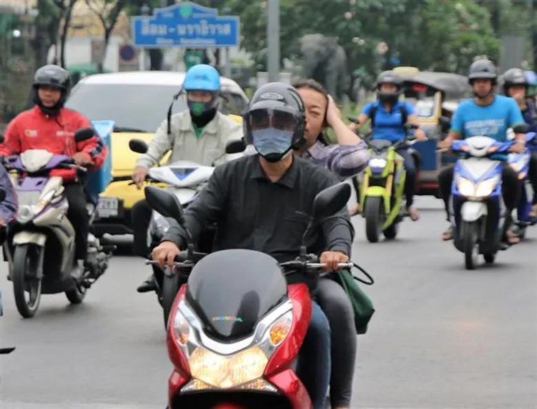 สจล. แนะมาตรการเร่งด่วน รับมือปัญหาฝุ่นละลองขนาดเล็ก PM 2.5 คุมควันดำ เข้มงวดมาตรฐานการก่อสร้าง ตัดตอนสาเหตุมลพิษทางอากาศ