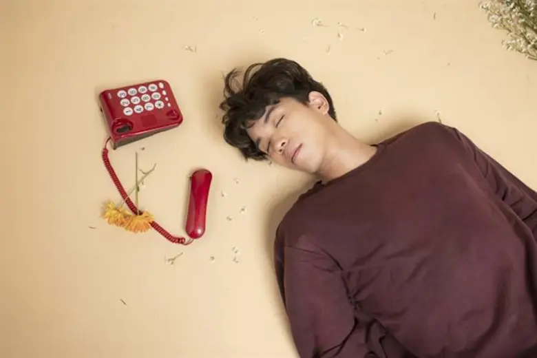 เธอบอก เพลงแซด จากนักร้องสายชิลล์ เรื่องเล่าผ่านเพลงของ โฟล์คซอง