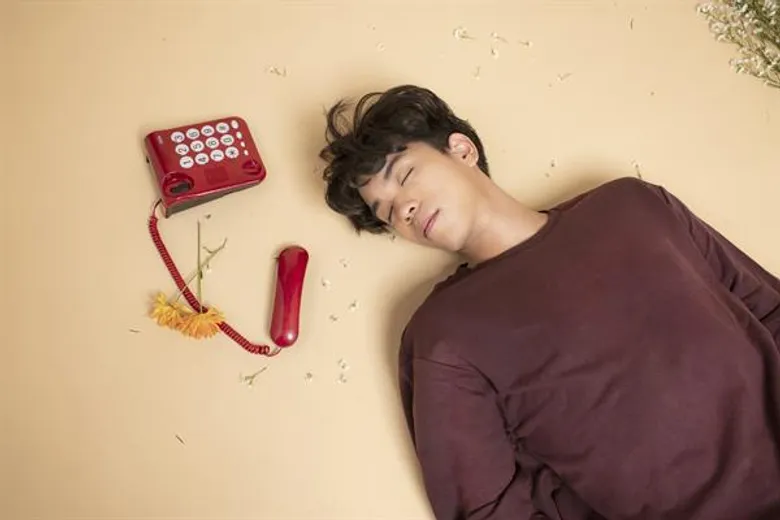 เธอบอก เพลงแซด จากนักร้องสายชิลล์ เรื่องเล่าผ่านเพลงของ โฟล์คซอง