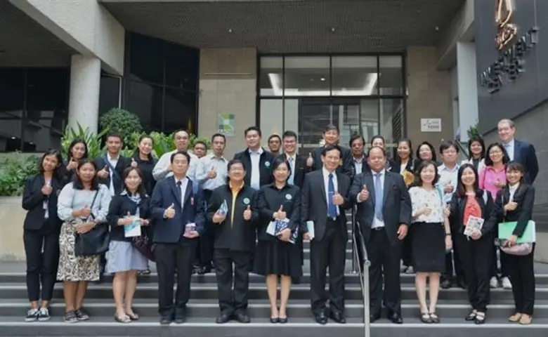 ผศ.ดร. ธนศักดิ์ กระบวนรัตน์ ผู้ช่วยผู้อำนวยการด้านพ...