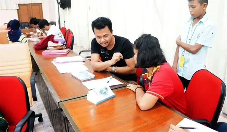 นศ.มรภ.สงขลา เข้าค่ายเปิดประสบการณ์งานเขียน เรียนรู้วรรณกรรมร่วมสมัย