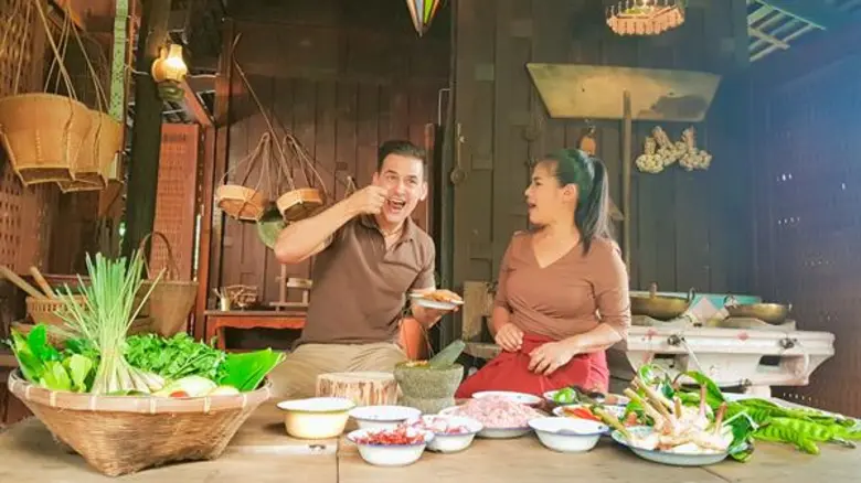 หลงรักอาหารไทย กับฝรั่งยิ้มกว้าง "แดเนียล...
