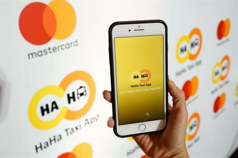 เปิดตัว HaHa Taxi App ทางเลือกใหม่สำหรับผู้โดยสาร เพื่อแท็กซี่กรุงเทพฯ ยุคใหม่ ปลอดภัย จ่ายเงินง่าย ไร้เงินสด โฮวา และ มาสเตอร์การ์ด ร่วมมือทำให้การเดินทางในกรุงเทพฯ สะดวกราบรื่น