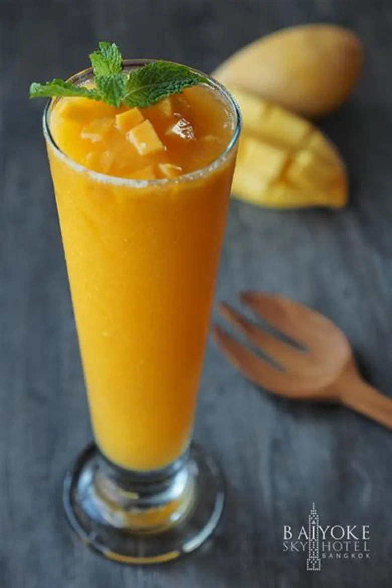 “Mango Fest” หวานหอมเนื้อมะม่วงแบบเน้น ๆ ต้อนรับเทศกาลมะม่วงน้ำดอกไม้สีทอง