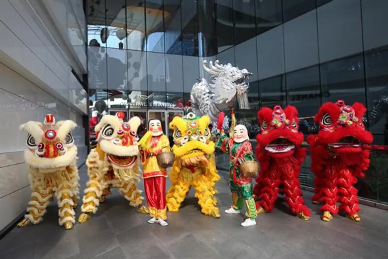 “CHINESE NEW YEAR FESTIVAL 2019” ฉลองตรุษจีนสุดยิ่งใหญ่ สัมผัสสีสันวัฒนธรรมดั้งเดิม ในมุมมองใหม่ รับปีหมูทอง ที่เซ็นทรัล เอ็มบาสซี และเซ็นทรัลชิดลม 1-11 ก.พ.นี้