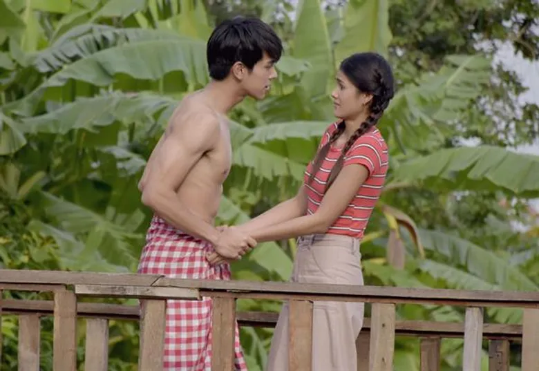 “ตรี” โชว์อกแน่นๆ!! ยั่ว “แนท” กลางกอง “สงครามนักปั้น”
