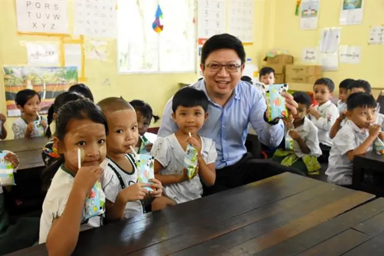 นายวิรัติ วงศ์พรภักดี กรรมการผู้จัดการ บร...