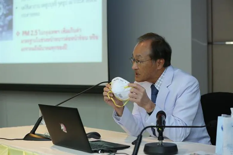 AIS ห่วงใยสุขภาพพนักงาน จากวิกฤติฝุ่นละออง PM 2.5 จัดสัมมนาให้ความรู้ วิธีป้องกัน และการดูแลตัวเองให้ปลอดภัย โดยแพทย์ผู้เชี่ยวชาญด้านระบบทางเดินหายใจ