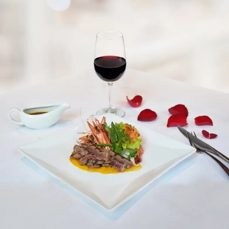 If you are in love, come to enjoy a roman...