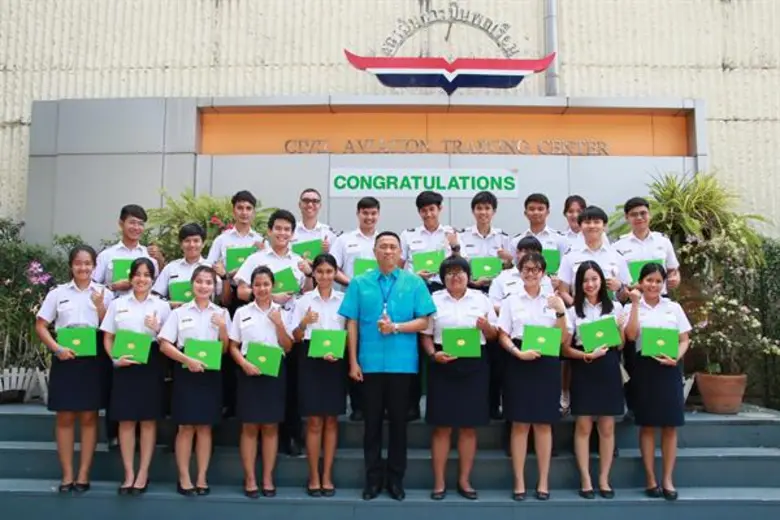 พลเรือตรี ปิยะ อาจมุงคุณ ผู้ว่าการสถาบันก...
