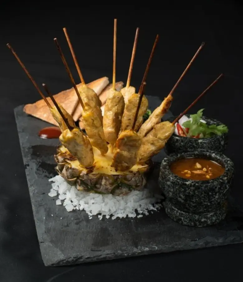 ฉลองตรุษจีนปีหมูทอง ที่โรงแรมเดอะคอนทิเน้นท์ กรุงเทพ	