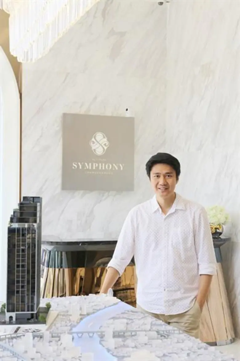 ชยพล หรรรุ่งโรจน์ เอ็มดีหนุ่ม แห่งค่าย อั...