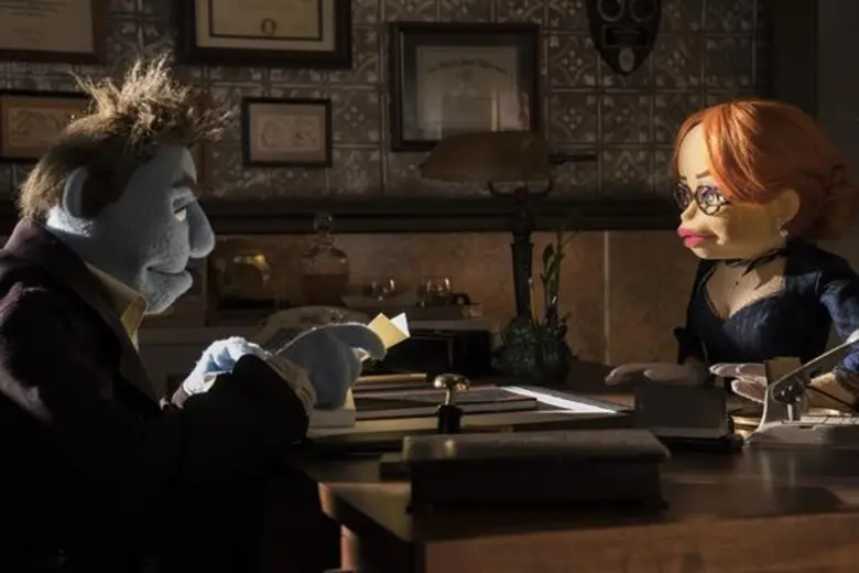 ได้เวลา ฮาติดเรท กับแก๊งหุ่นเชิดที่เถื่อน ตลก ลามก ที่สุด ใน “The Happytime Murders ตายละหว่า ใครฆ่ามัพเพทส์!”
