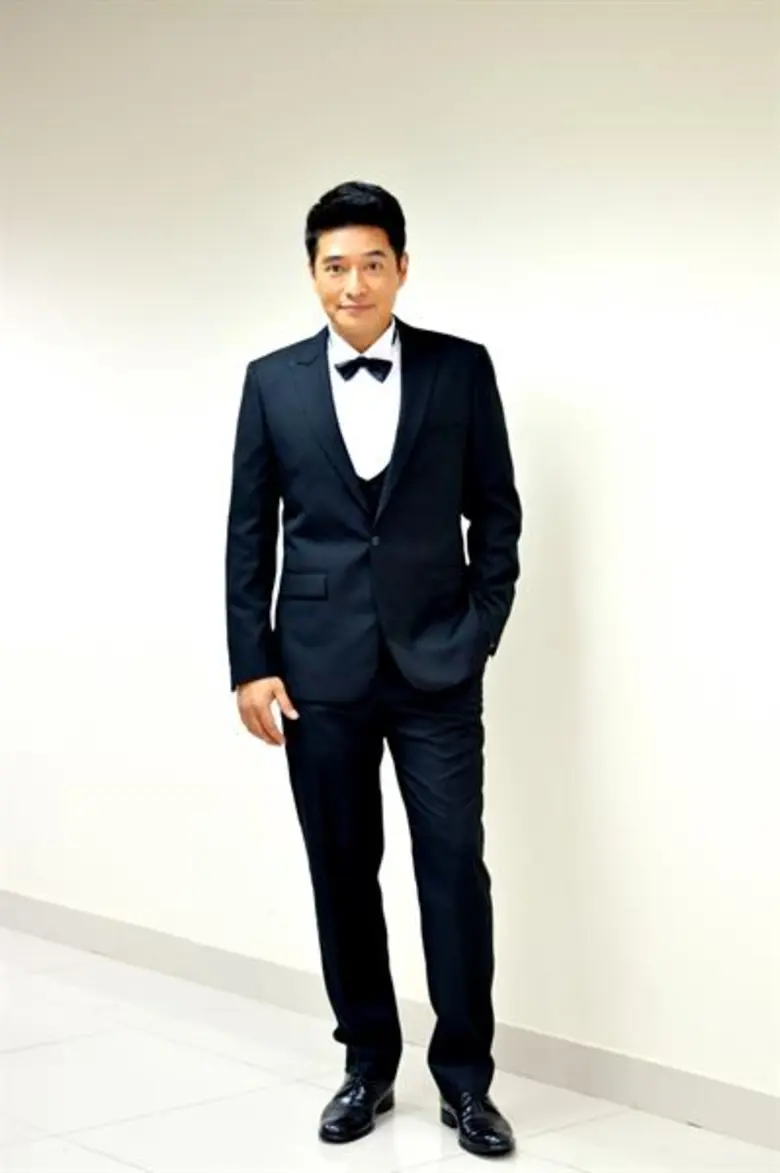 แค่งานแถลงข่าวก็ทำเอาเหล่าสาวๆ ใจเต้นแรง ...