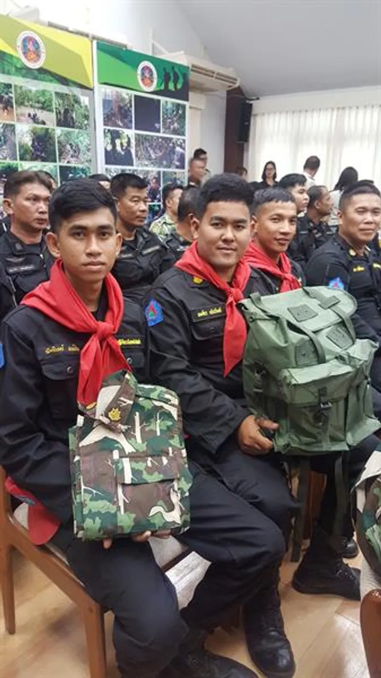 โครงการ “HANDS FOR HEROES รวมมือเรา เพื่อคนเฝ้าป่า” มูลนิธิเอสซีจี เป็นตัวแทนผู้สนับสนุนมอบอุปกรณ์ลาดตระเวน แก่ผู้พิทักษ์ป่าทั่วประเทศ