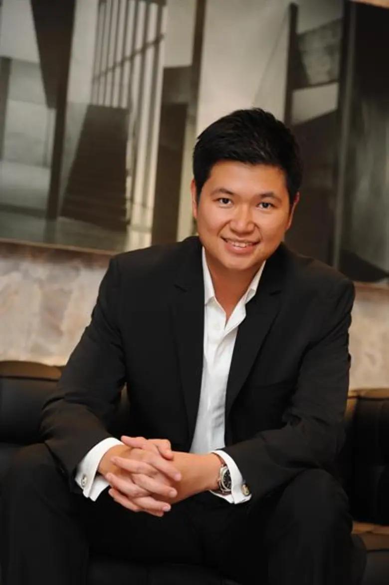 ถวนันท์ ธเนศเดชสุนทร กรรมการผู้จัดการ บริ...