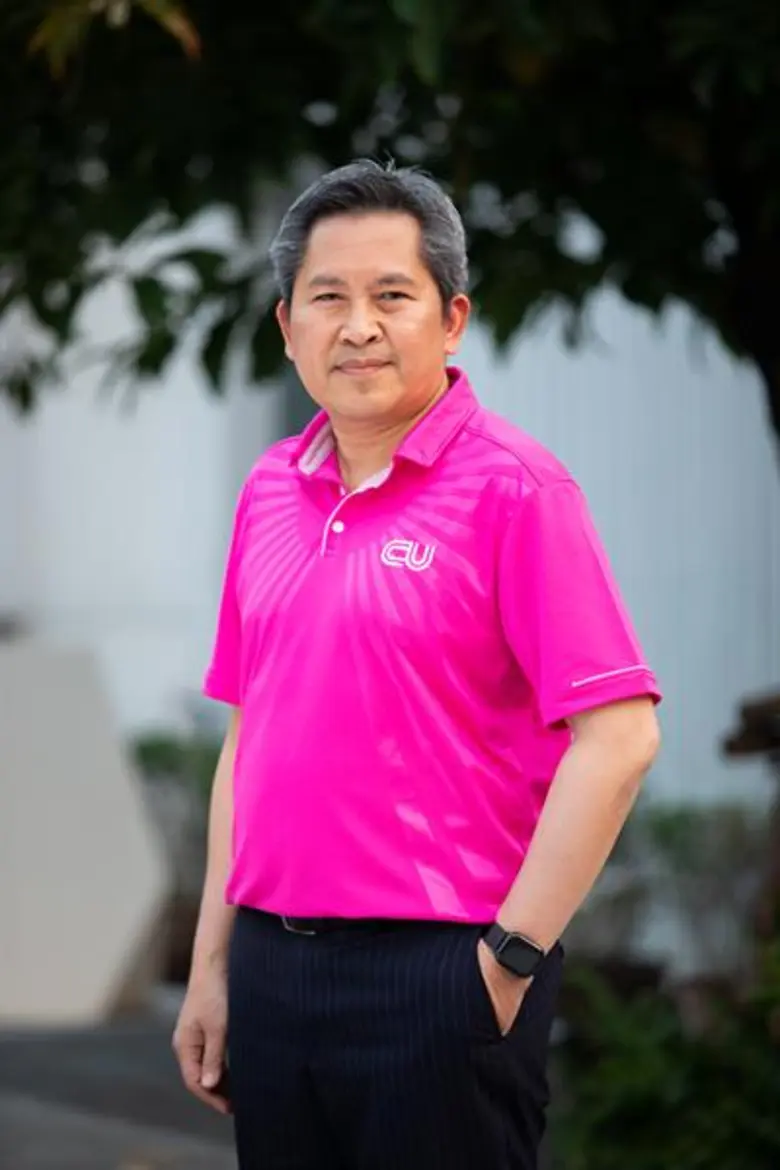 ดร.ปรเมธี วิมลศิริ ประธานคณะกรรมการดำเนิน...