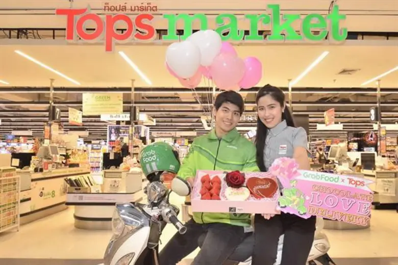 ท็อปส์ จับมือ แกร็บฟู้ด ลุยแพลตฟอร์ม Online to Offline จัดแคมเปญ “Chocolate Love Delivery” รับวาเลนไทน์ พร้อมแจกการ์ดจาก BNK 48