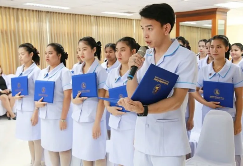 พิธีมอบใบประกาศนียบัตรนักเรียน NA ประจำปีการศึกษา 2561
