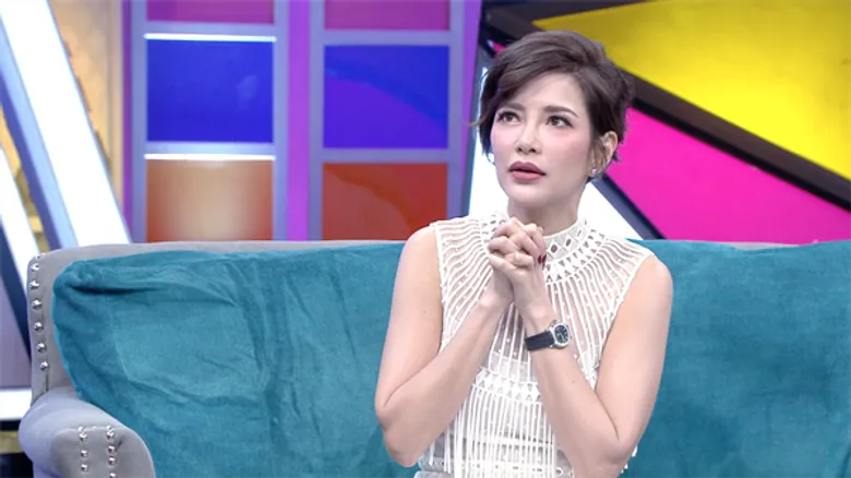 ทีวีไกด์: รายการ “สวัสดี Station” “อ้อม พิยดา” ยิ้มได้เพราะกำลังใจดี! โดน “แหม่ม-แบม” จับเล่นเกมส์โชว์ครั้งแรก!!