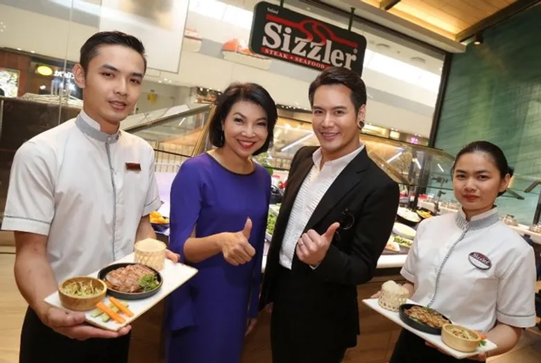 “ซิซซ์เล่อร์” เสิร์ฟความแซ่บกับเซตเมนูใหม่ล่าสุด “Zaap แจ่ว” พร้อมเปิดตัวพรีเซ็นเตอร์ “อ๊อฟ – ปองศักดิ์ รัตนพงษ์” ร่วมสื่อสารความแซ่บผ่านภาพยนตร์โฆษณาชุดใหม่