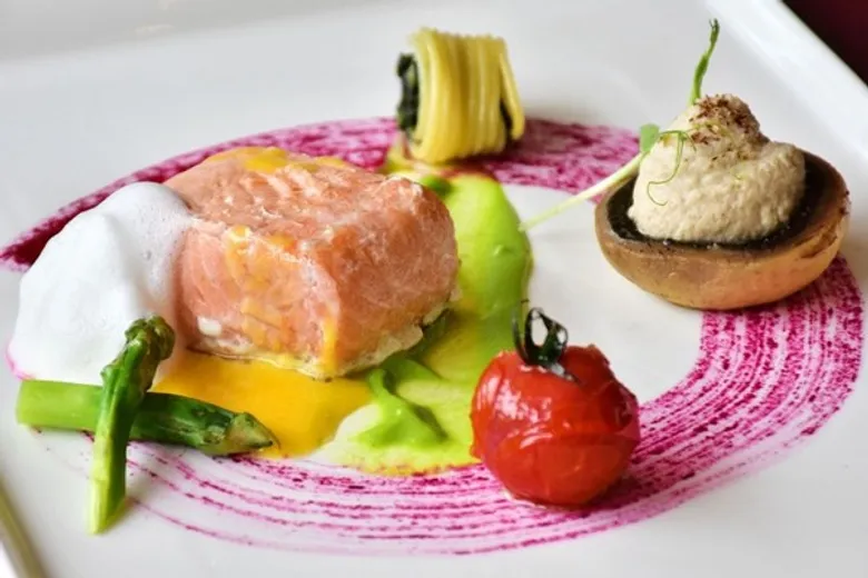 Valentine's in Love @ Vivanda Cuisine, Best Western Plus Wanda Grand Hotel