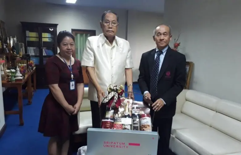 ดร.โสภิต ภาโนมัย รองอธิการบดี มหาวิทยาลัย...