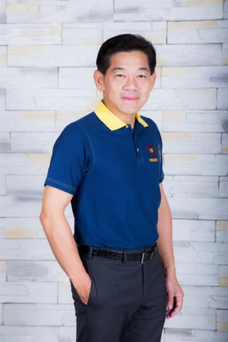 วิชา พูลวรลักษณ์ ประธานกรรมการ มูลนิธิ โร...